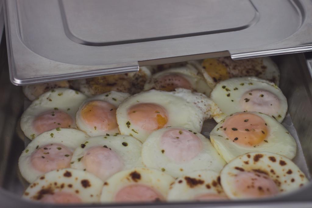 ホテルApalenis リガ エクステリア 写真